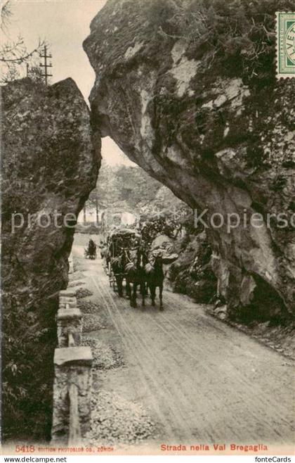 Val Bregaglia Casaccia GR Strada nella Val Bregaglia