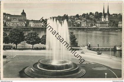 Luzern - Wagenbachbrunnen - Foto-AK - Verlag Globetrotter Luzern