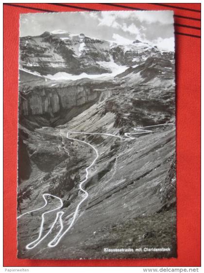 Spiringen (UR) - Klausenstrasse mit Claridenstock