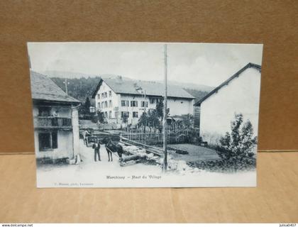 MARCHISSY (Suisse) Haut du village rue animation