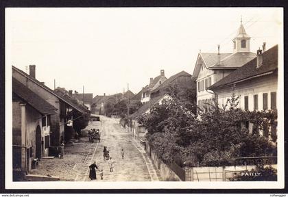1927 ungelaufene Foto AK: Strasse in Pailly.
