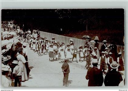 8330 Pfäffikon ZH - Parade mit Kindern in Tracht - 13110026