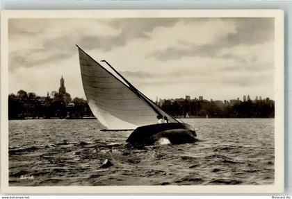 Zürichsee - Segelboot in Fahrt - 39702467