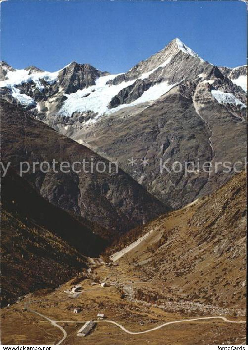 Taesch mit Taeschalp und Weisshorn