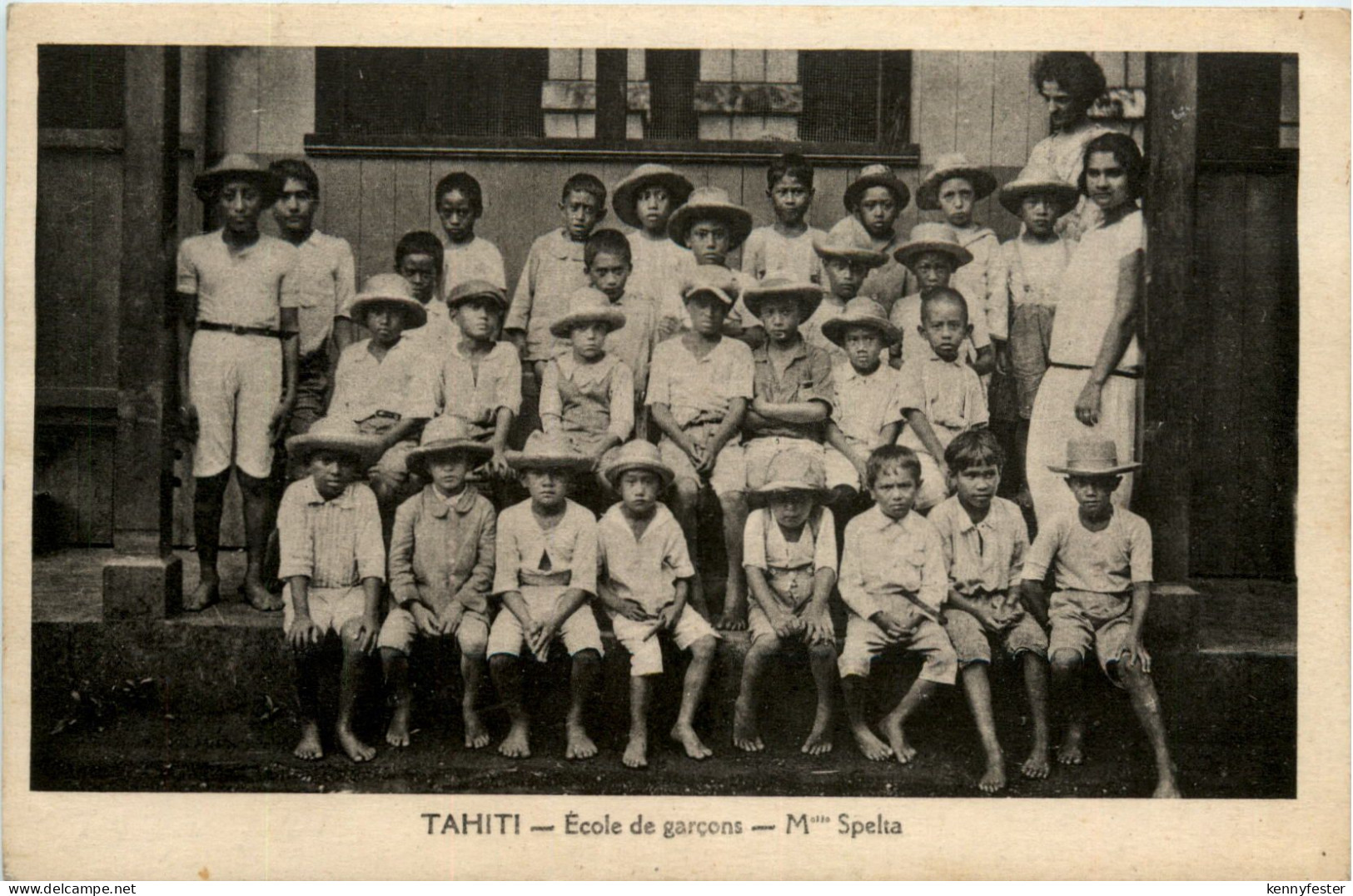 Tahiti - Ecole de gacons
