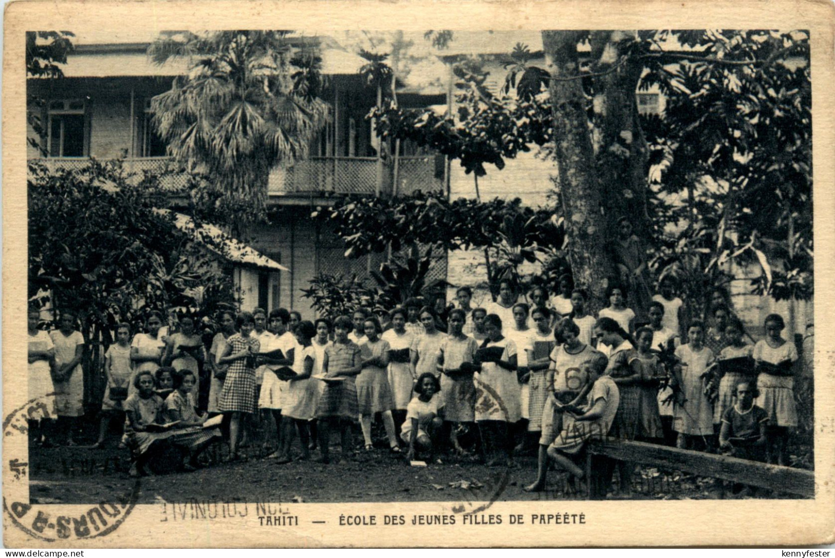 Tahiti - Ecole des Jeunes Filles