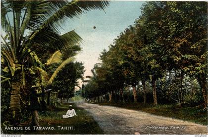Tahiti - Avenue de Taravao