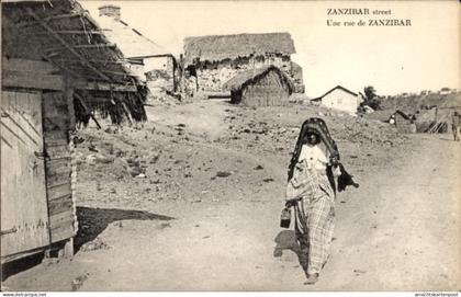 CPA Zanzibar Tansania, Straße, Frau, Wohnhäuser