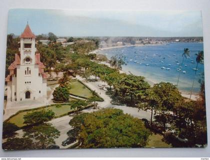 D155942 Tanzania - East Africa   -  The Crescent Beach    -Dar es Salam