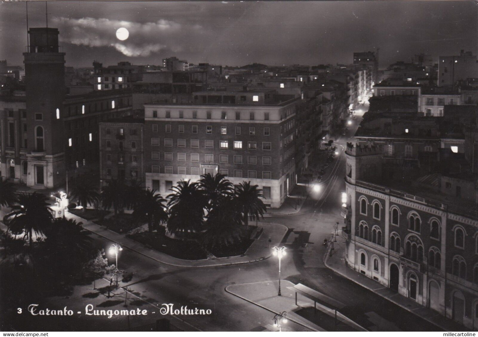 #TARANTO: LUNGOMARE - notturno
