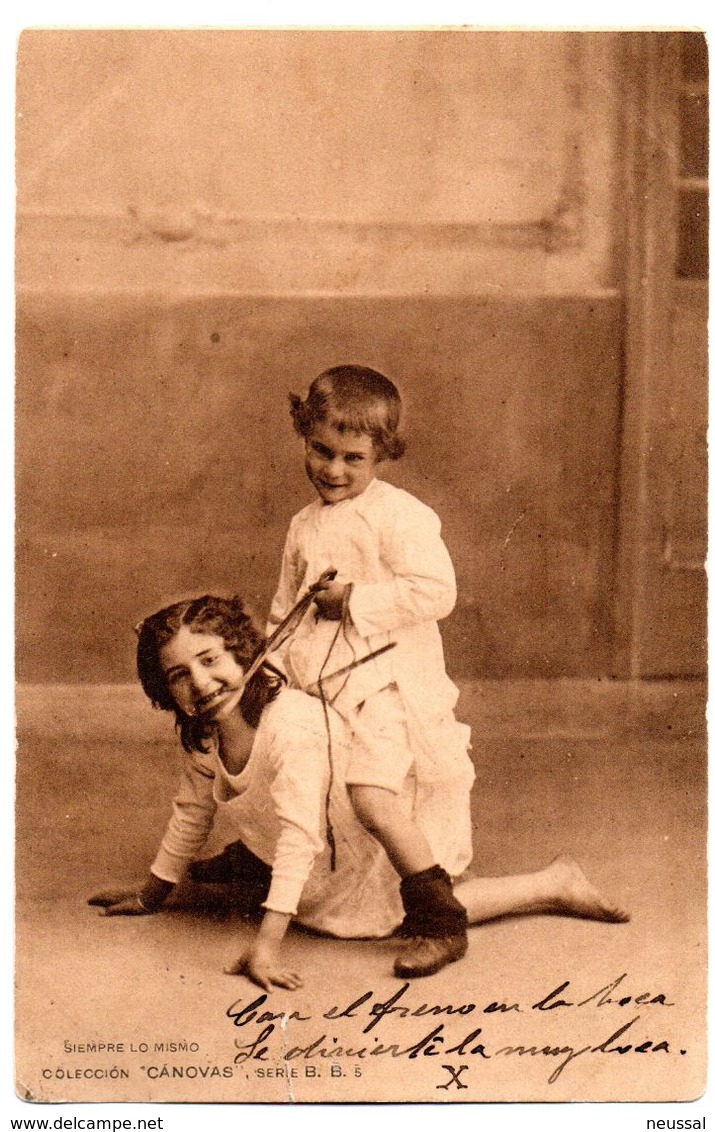 tarjeta postal de circulada con pareja de niños jugando con cuerdas.