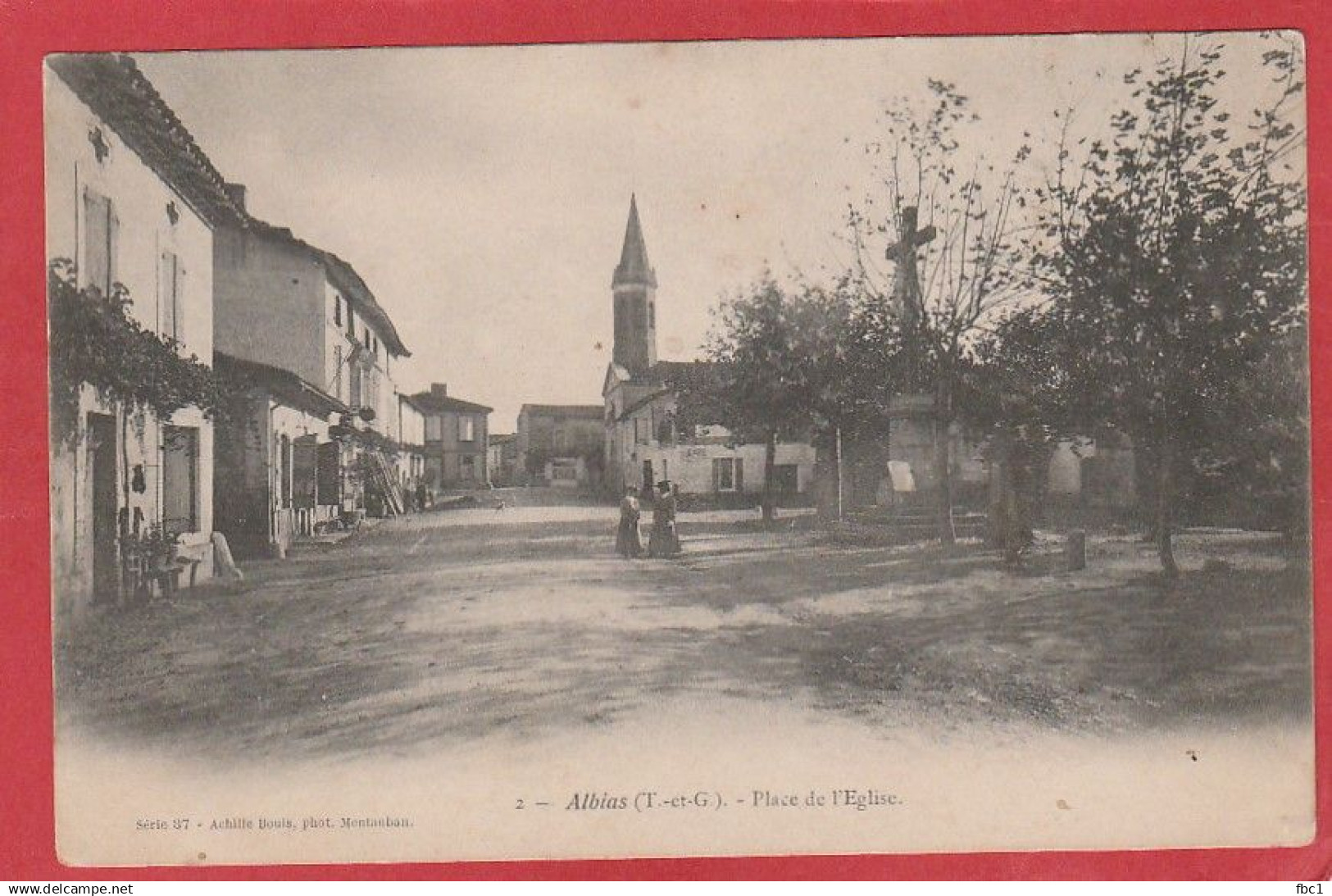 Tarn et Garonne - Albias - Place de l'église