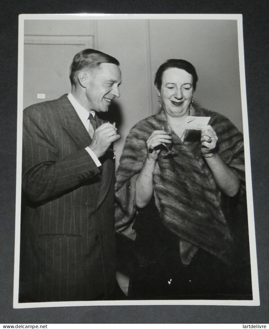 Taylor CALDWELL & Sven NIELSEN - Photographie Paul BUISSON Paris 17,3 x 23,2 cm