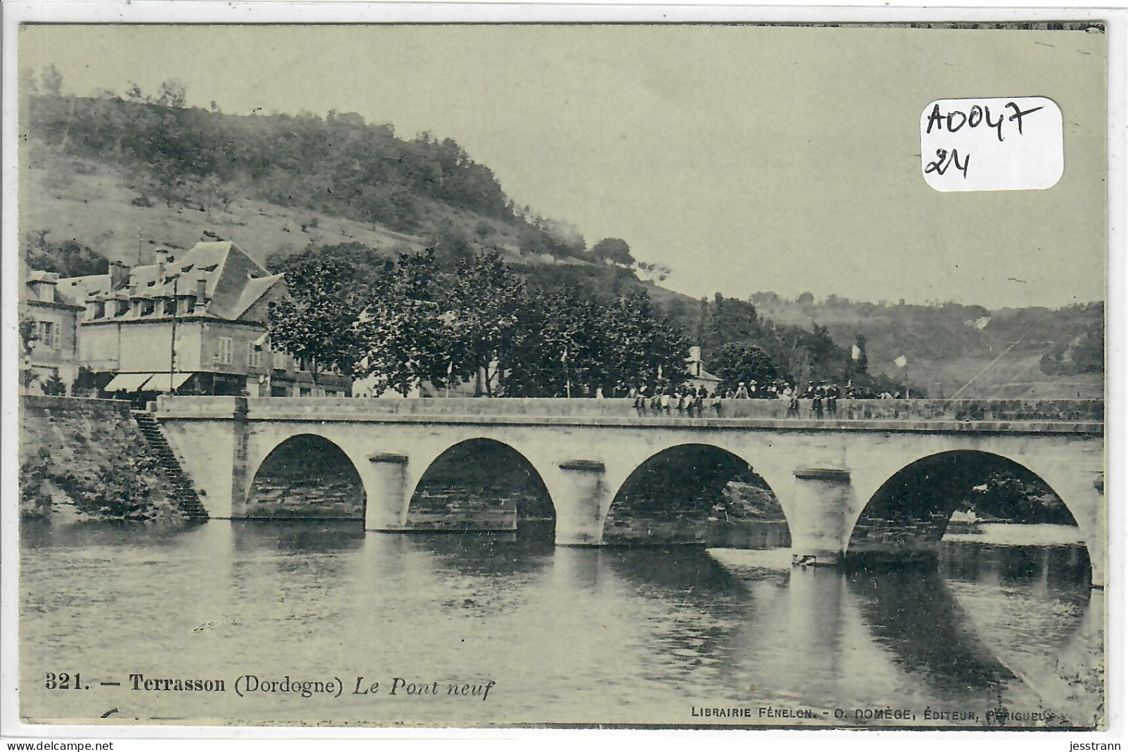 TERRASSON-LA-VILLEDIEU- LE PONT NEUF