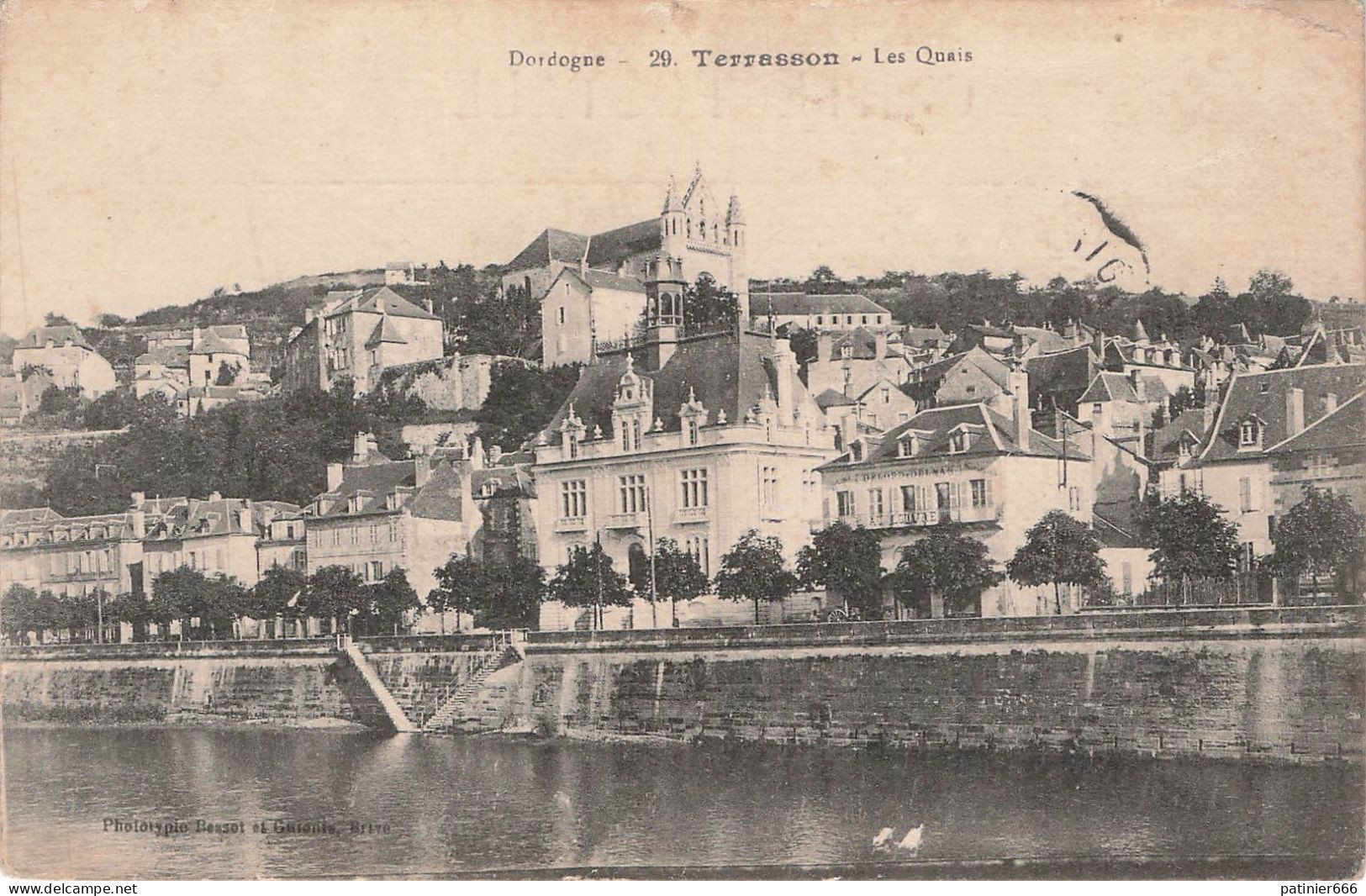 terrasson les quais