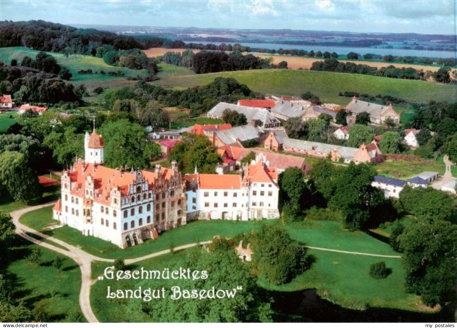Teterow Geschmuecktes Landgut Basedow