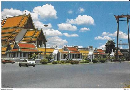 CP THAILANDE -the giant swing and wat suthat