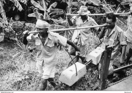 La Voie Ferrée Moderne Chemin de fer animée Thaïland State Railway