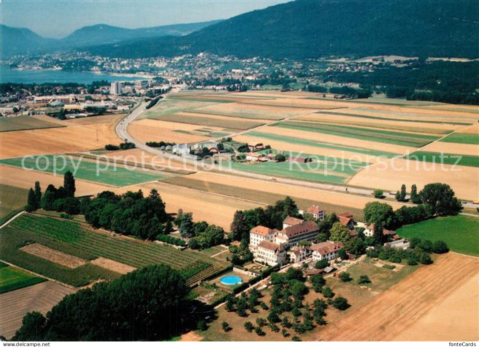 Thielle Don Camillo Montmirail Vue aerienne