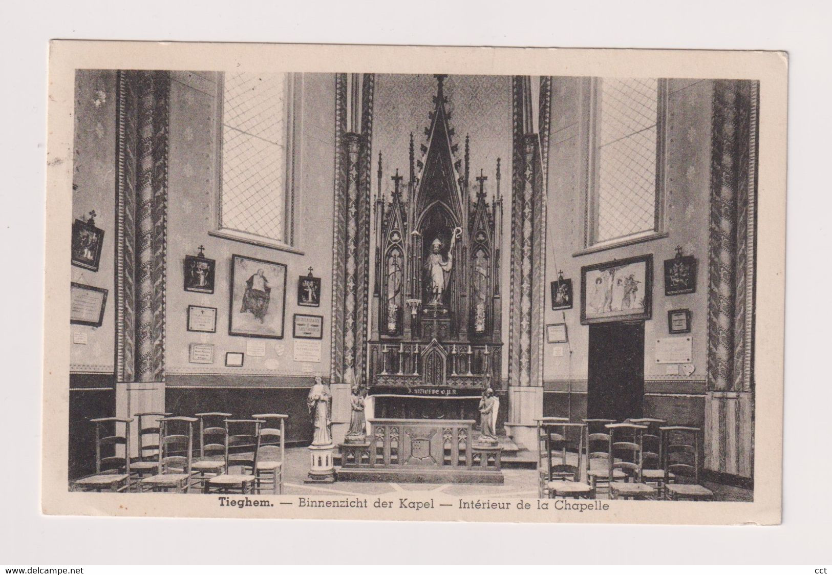 Tieghem  Tiegem  Anzegem   Binnenzicht der Kapel  Intérieur de la Chapelle