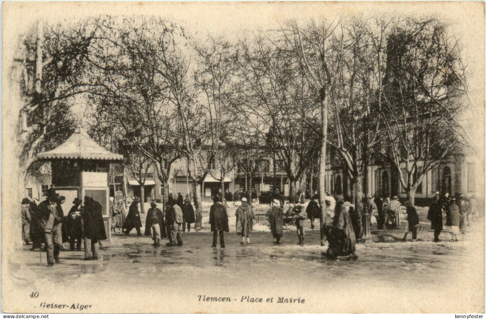 Tlemcen, Place et Mairie