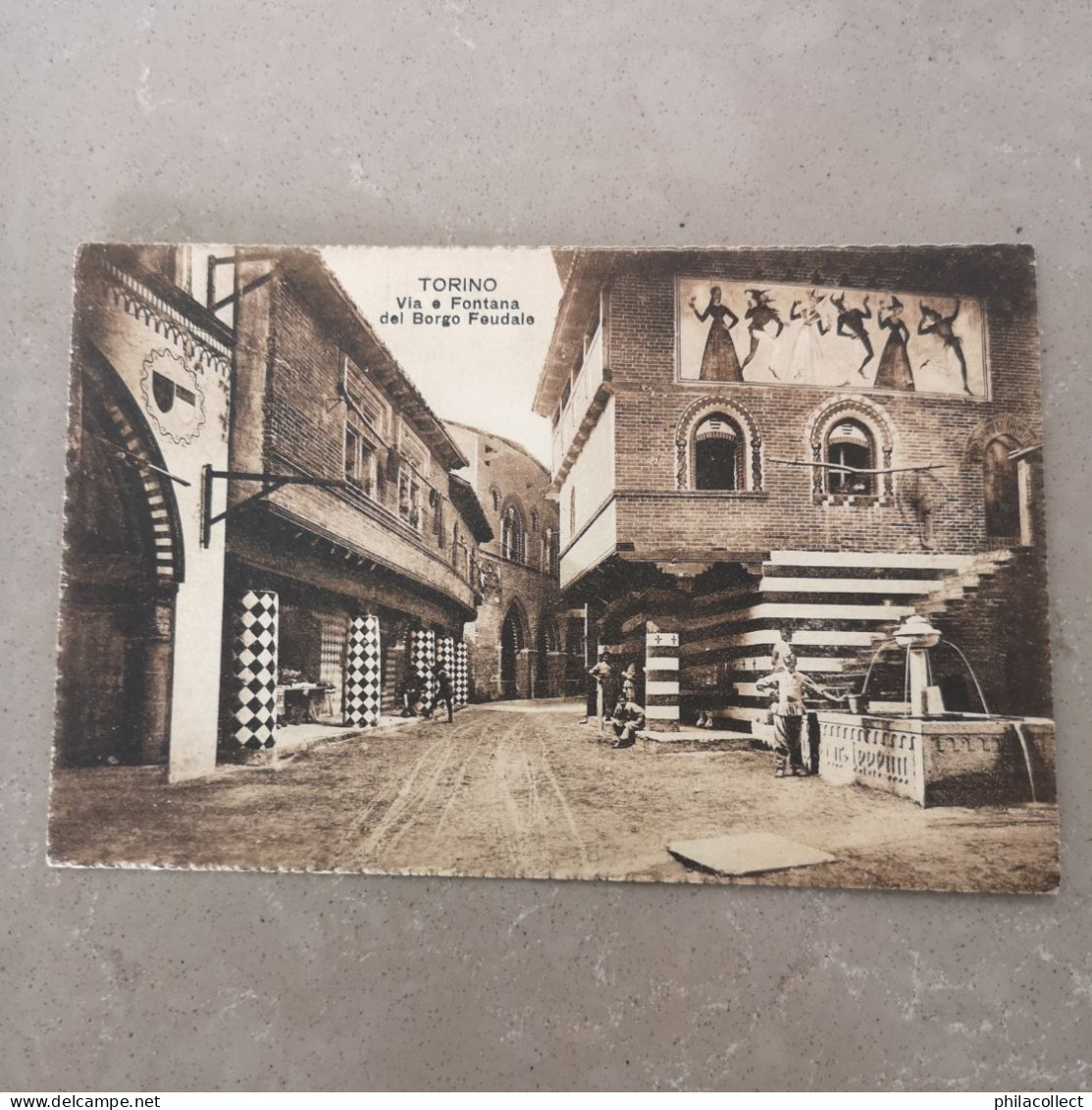 Torino  - Italy // Via e Fontana del Borgo Feudale 19??