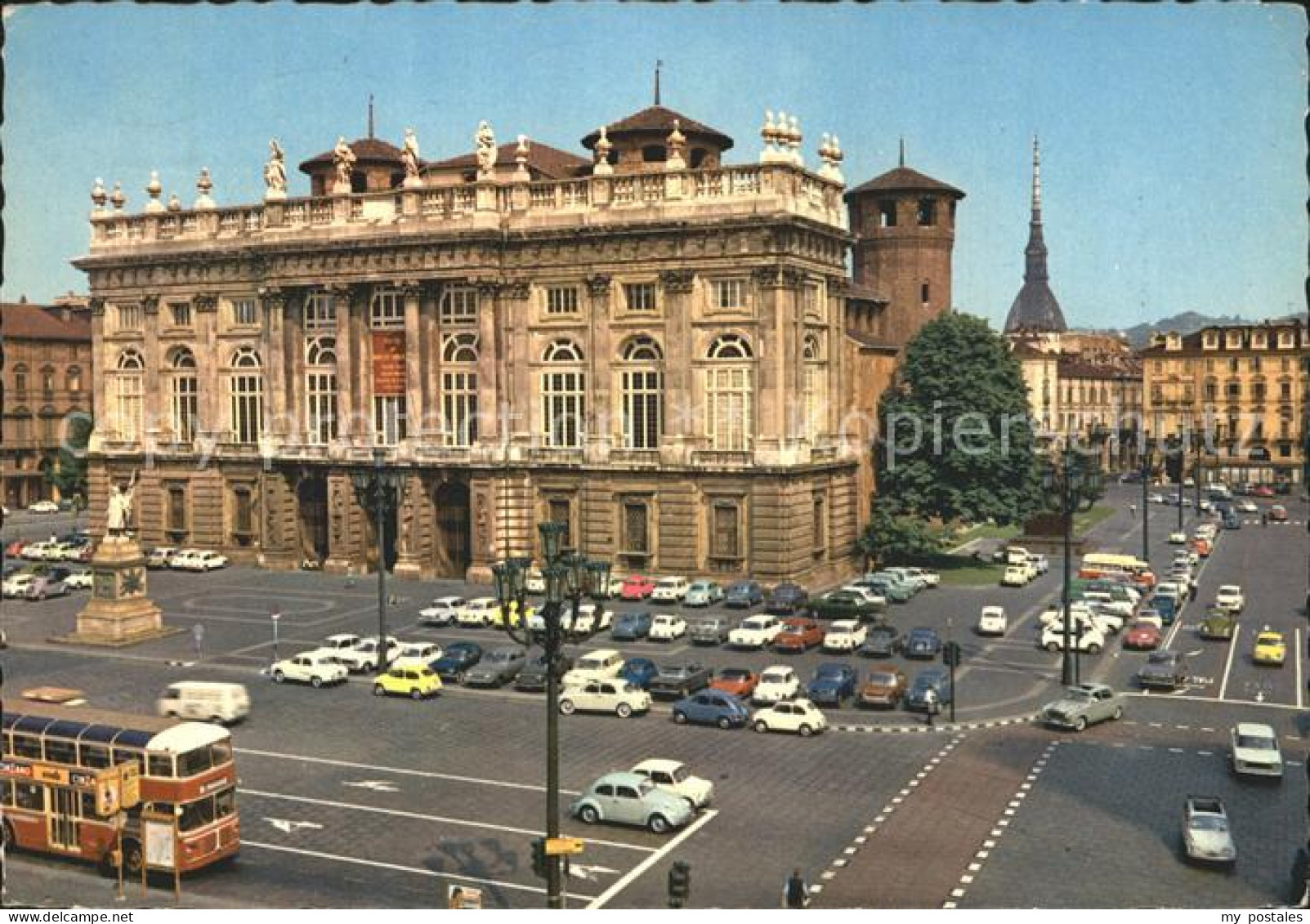 Torino Piazza Castello Palazzo Madama e Mole Antonelliana Monumento