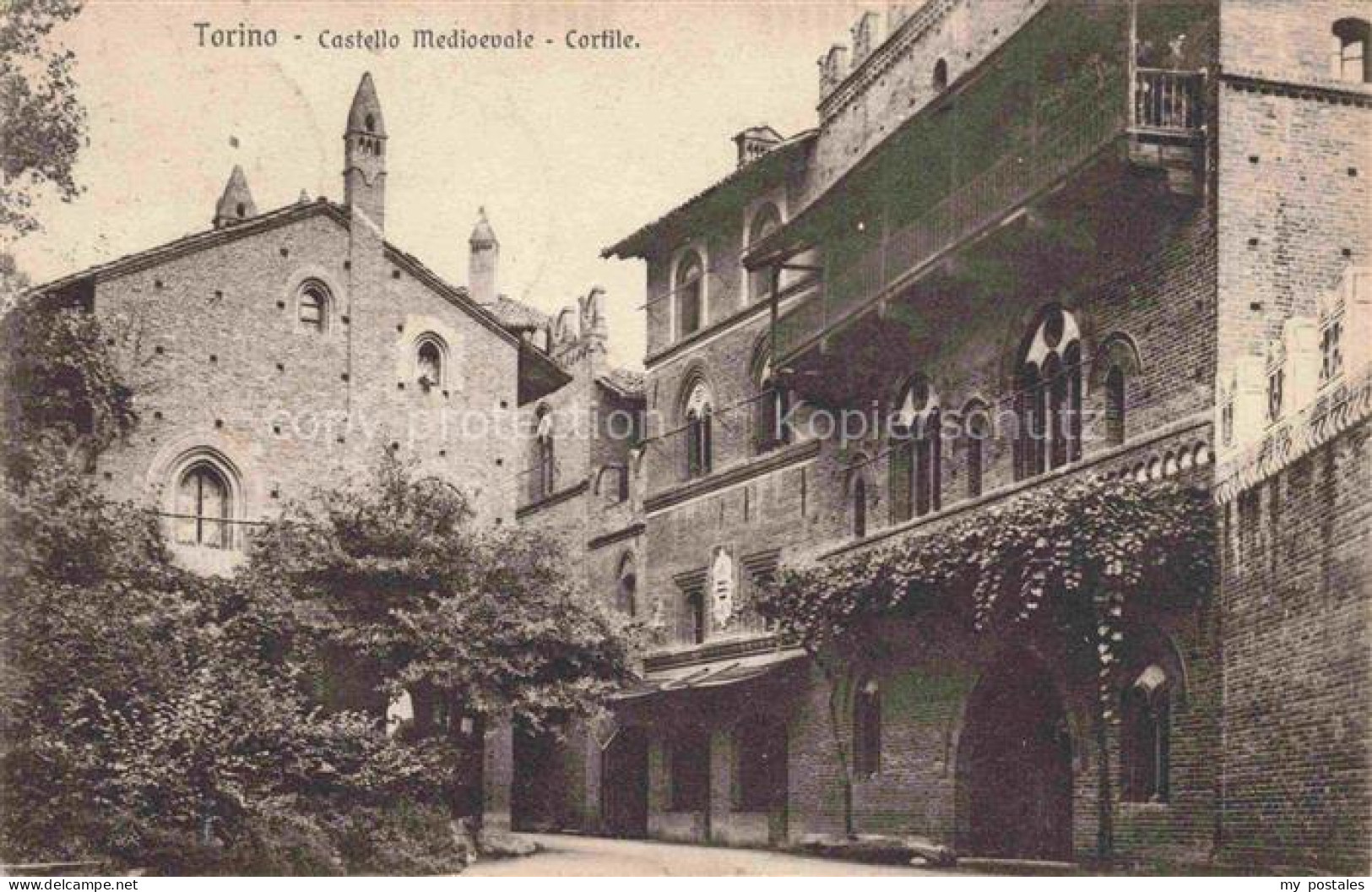 TORINO Turin IT Castello Medioevale Cortile