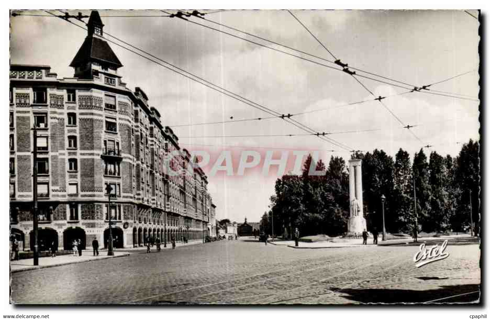 Tourcoing - Rue et Monument Dron - CPA