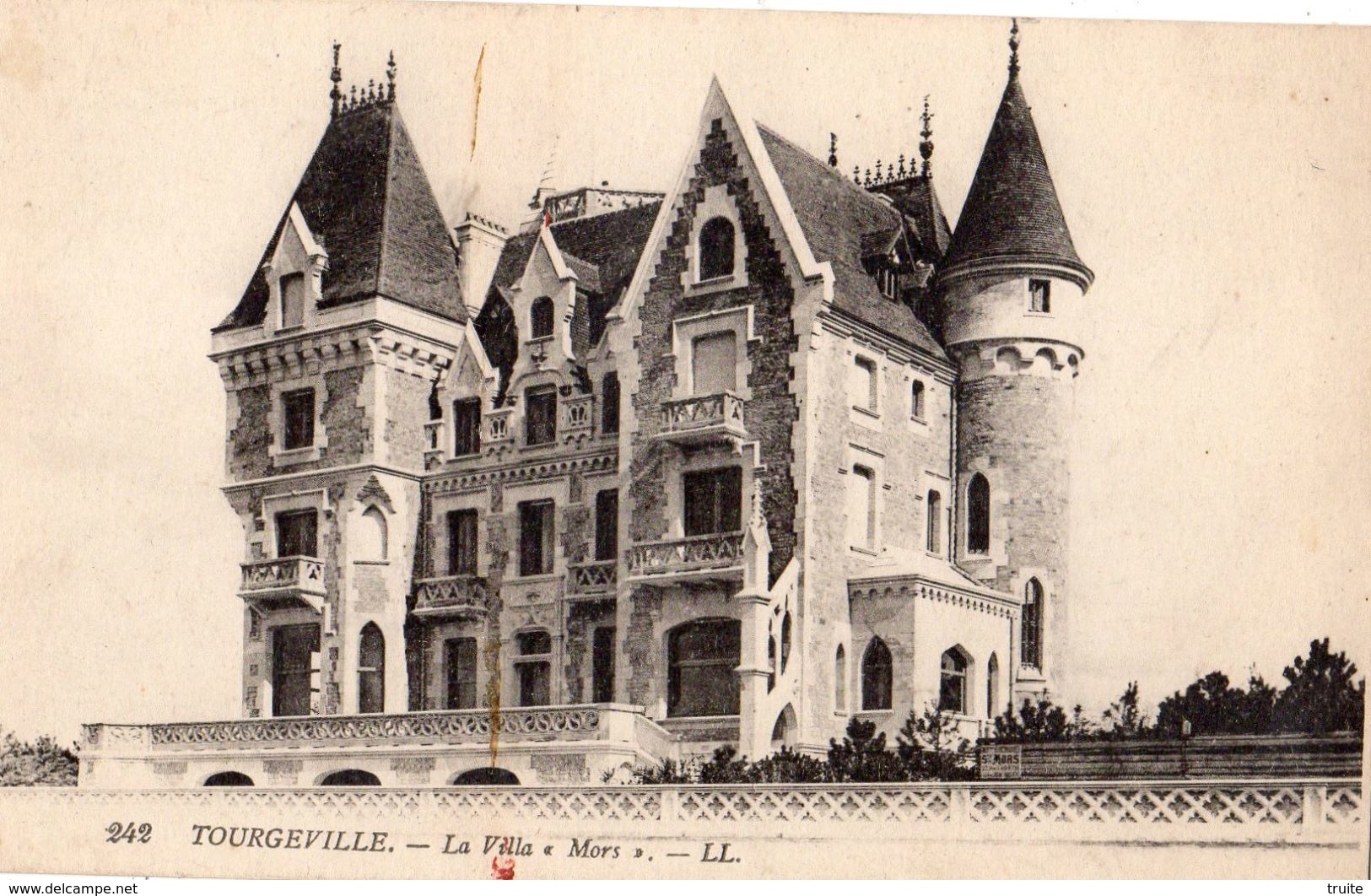 TOURGEVILLE LA VILLA "MORS"