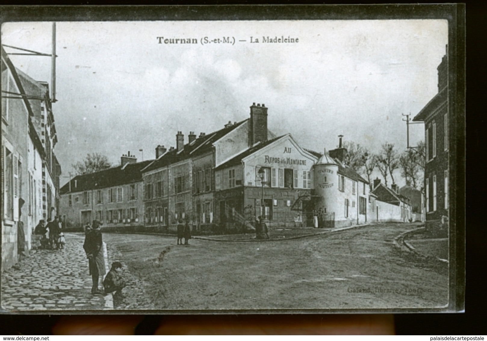 TOURNAN EN BRIE        JLM