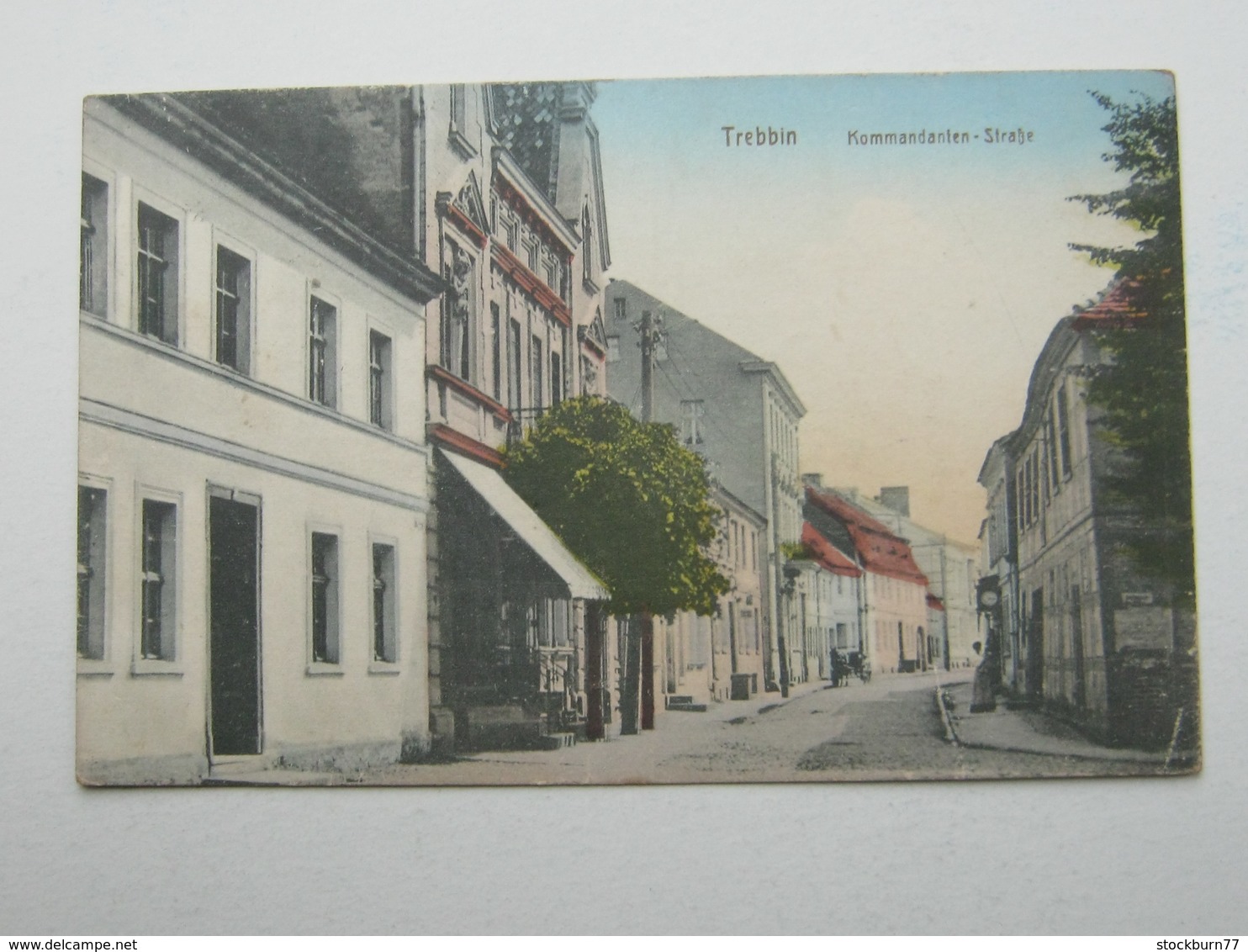 TREBBIN , Strasse  Schöne Karte 1925, Klebespuren auf der Anschriftseite