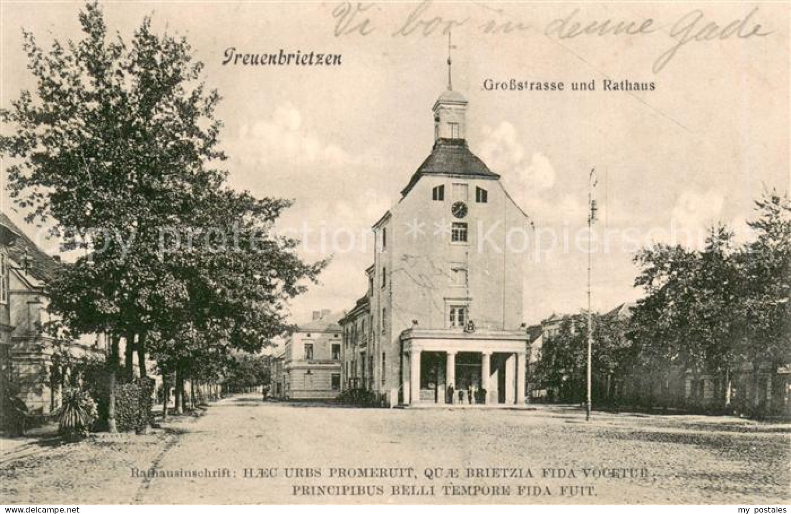 Treuenbrietzen Grossstrasse und Rathaus
