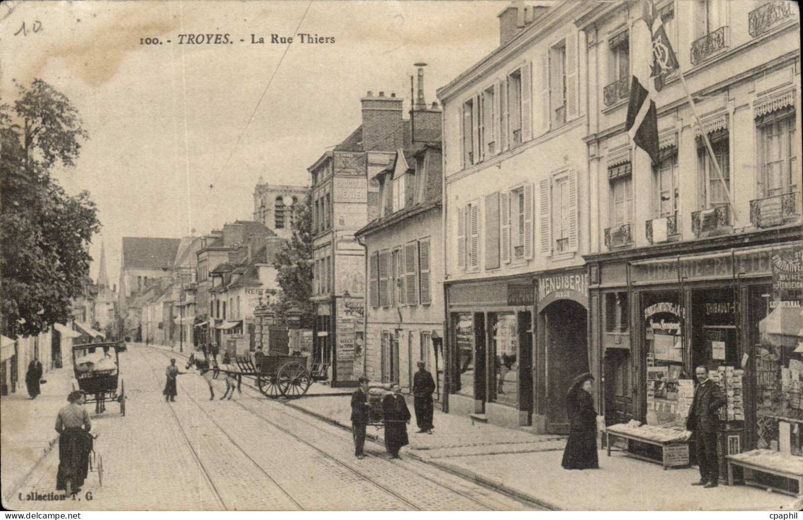 Troyes CPA La rue Thiers