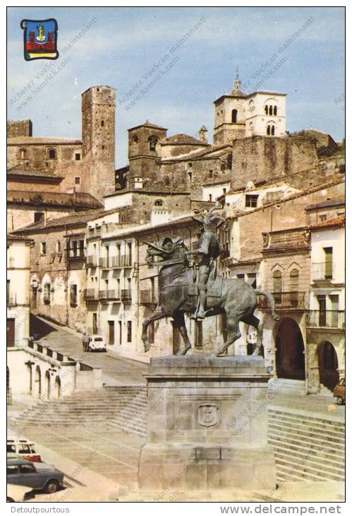 TRUJILLO Caceres : Playa Mayor : monumento estatua a Pizarro