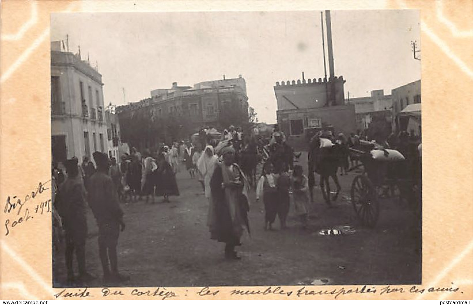 Tunisie - BIZERTE - Mariage d'Habiba - 5 octobre 1915 - Les meubles transportés par les amis - Ed. G. Bronkhorst PHOTO C