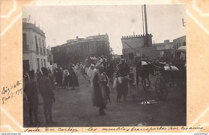 Tunisie - BIZERTE - Mariage d'Habiba - 5 octobre 1915 - Les meubles transportés par les amis - Ed. G. Bronkhorst PHOTO C