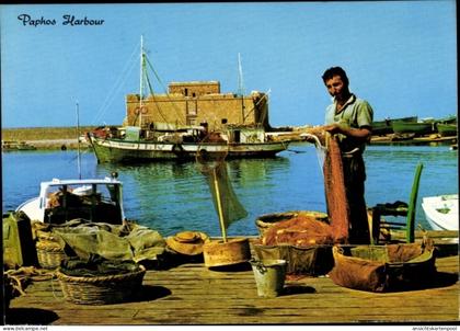 CPA Paphos Zypern, Harbour, Fisherman