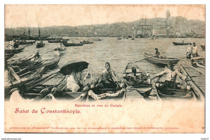 Turquie - Constantinople - Bateliers et vue de Galata
