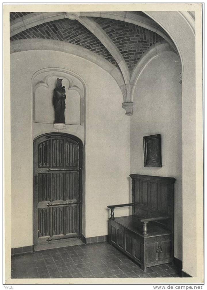 Turnhout :  klooster H. Graf  :   slotdeur  ( groot formaat )