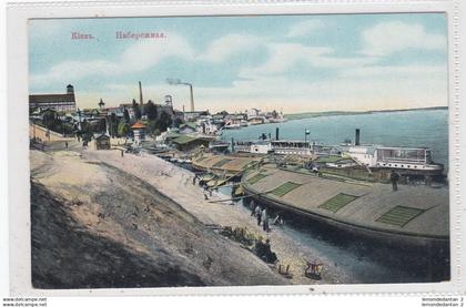 Kiev. Le quai. *