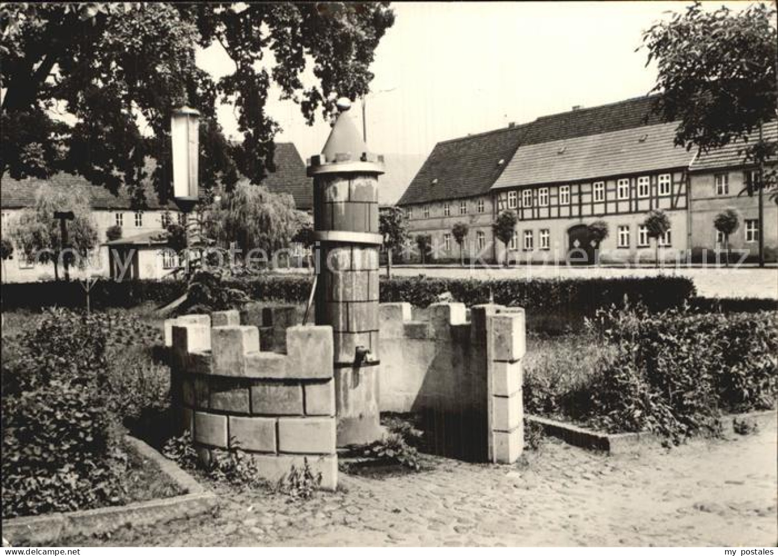 Uebigau Elster Marktplatz Brunnen