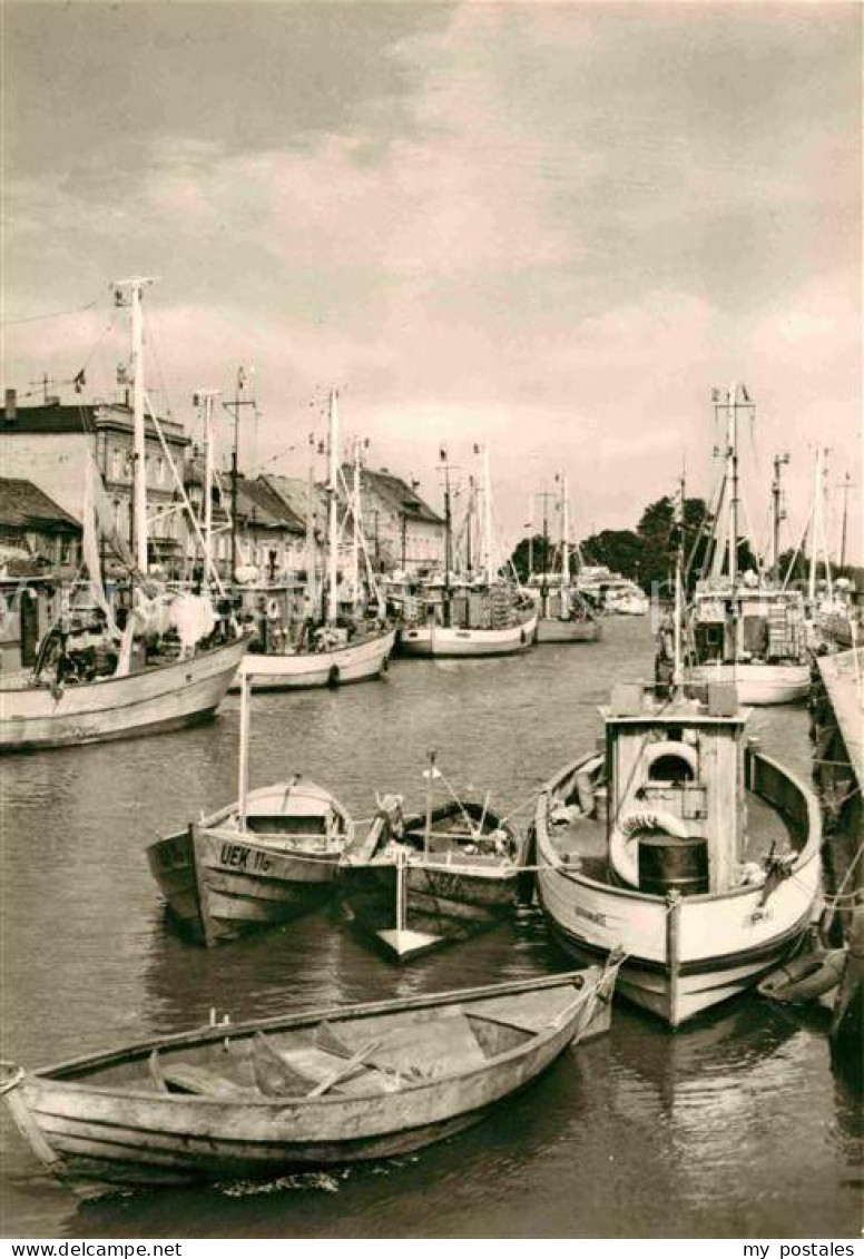 Ueckermuende Mecklenburg Vorpommern Hafen
