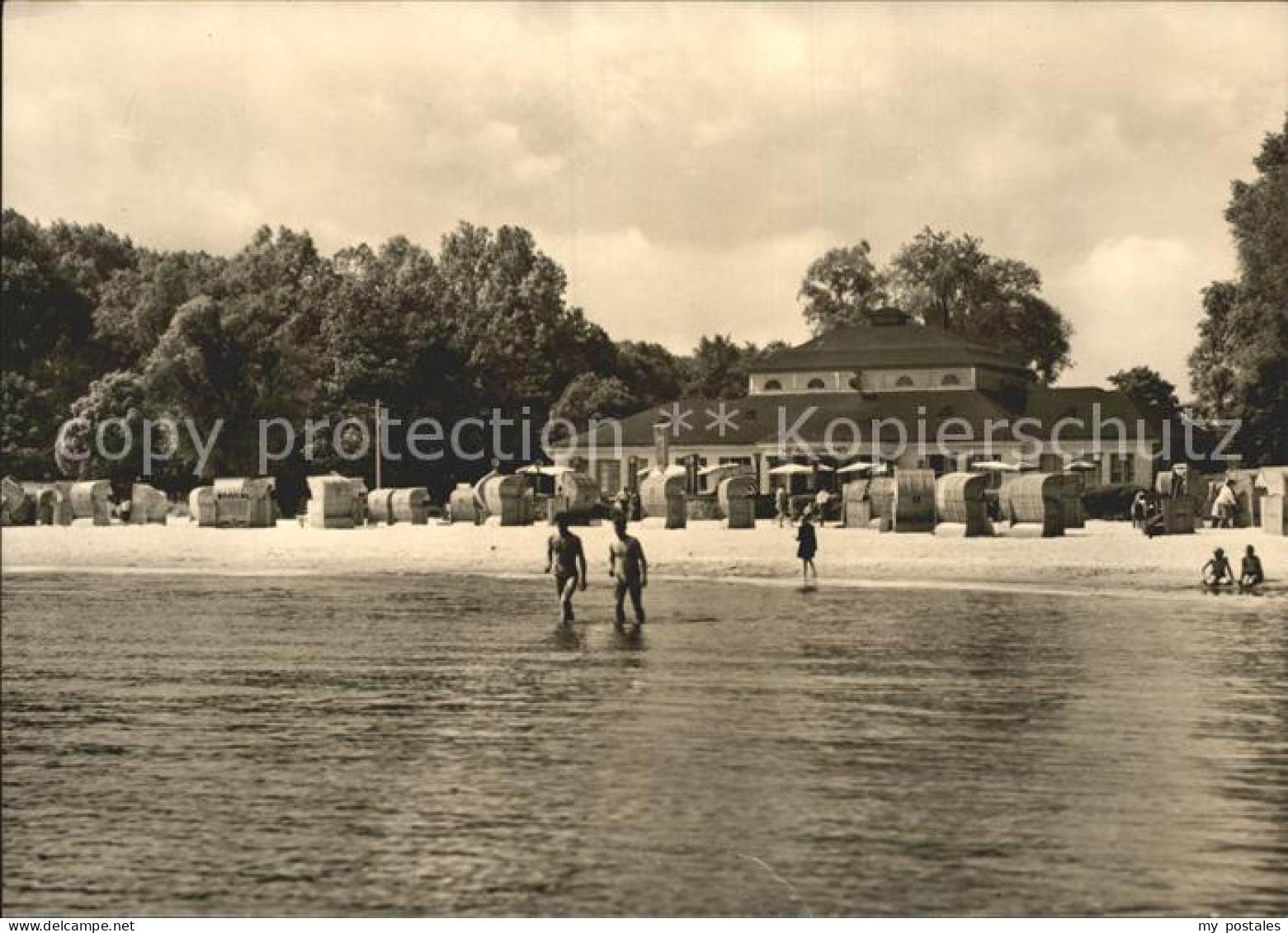 Ueckermuende Mecklenburg Vorpommern Strand