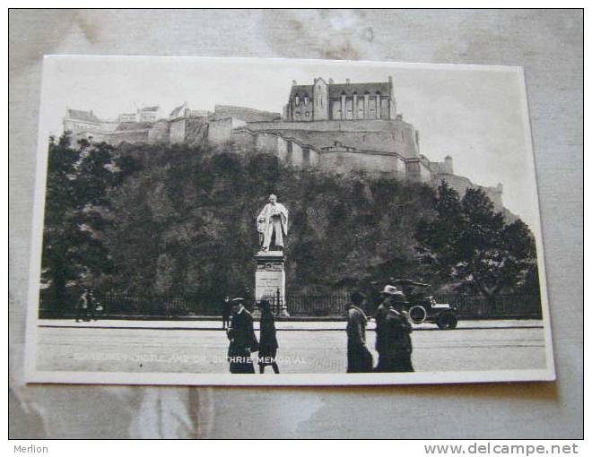 UK  Scotland  -Edinburgh   -Guthrie Memorial -street scene   D74734