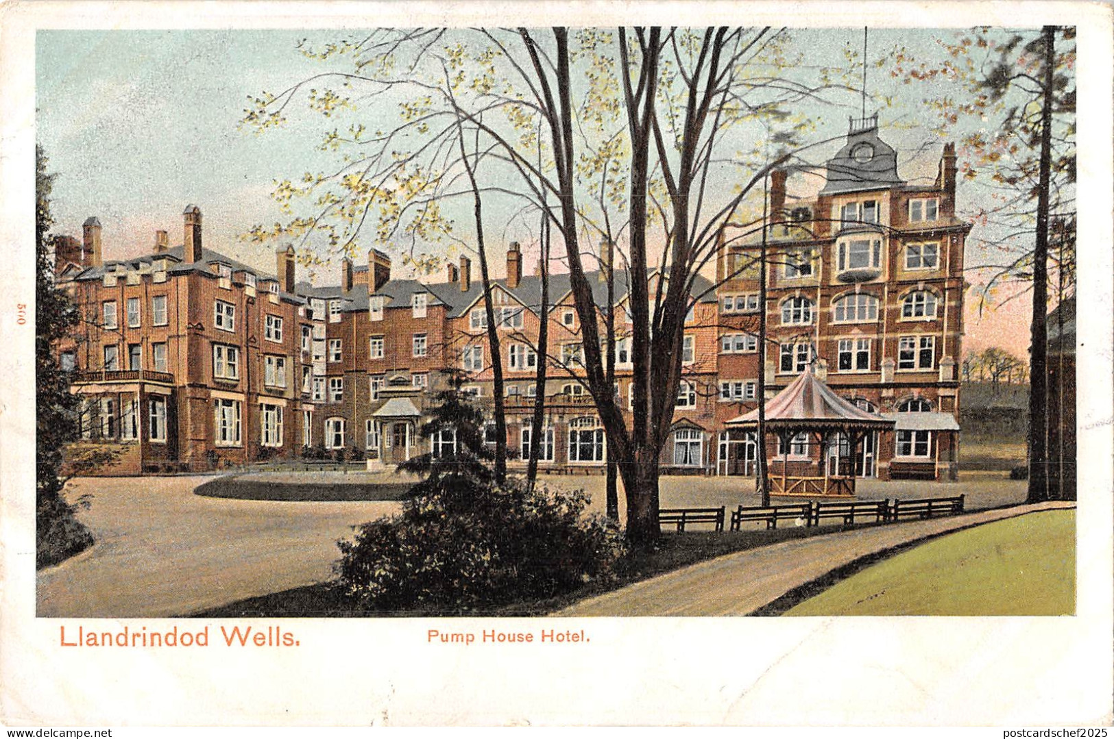 uk28501 llandrindod wells wales  uk