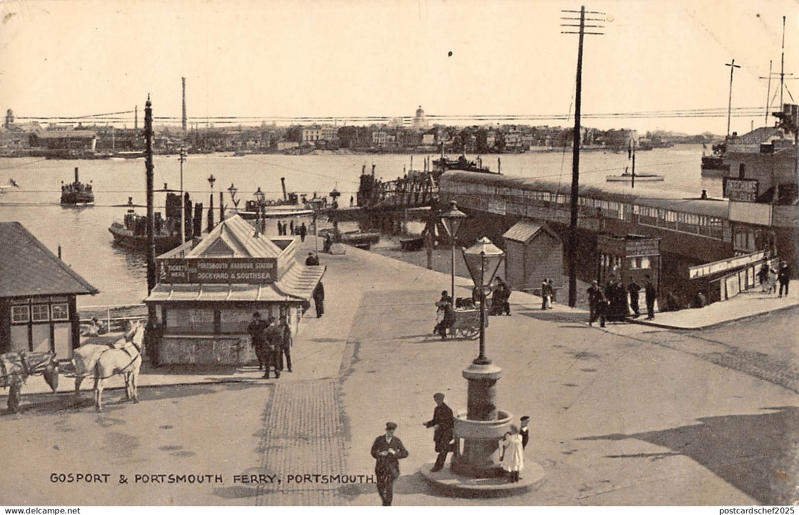 uk32677 gosport portsmouth ferry portsmouth uk