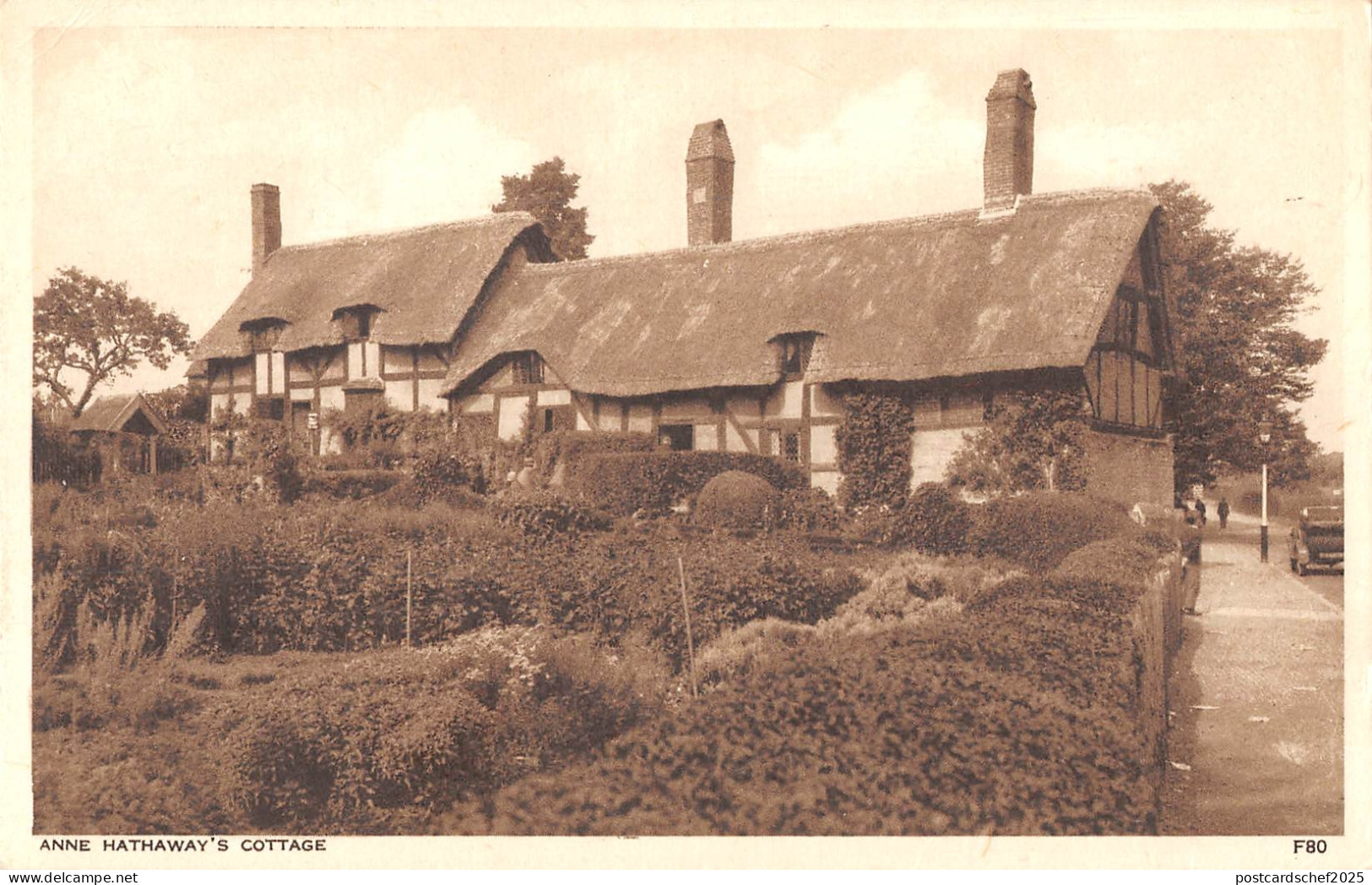 uk3534 anne hathaway's cottage warwickshire car real photo uk