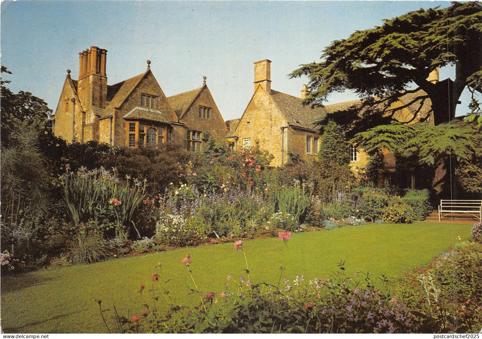 uk46055 hidcote manor gardens gloucestershire uk