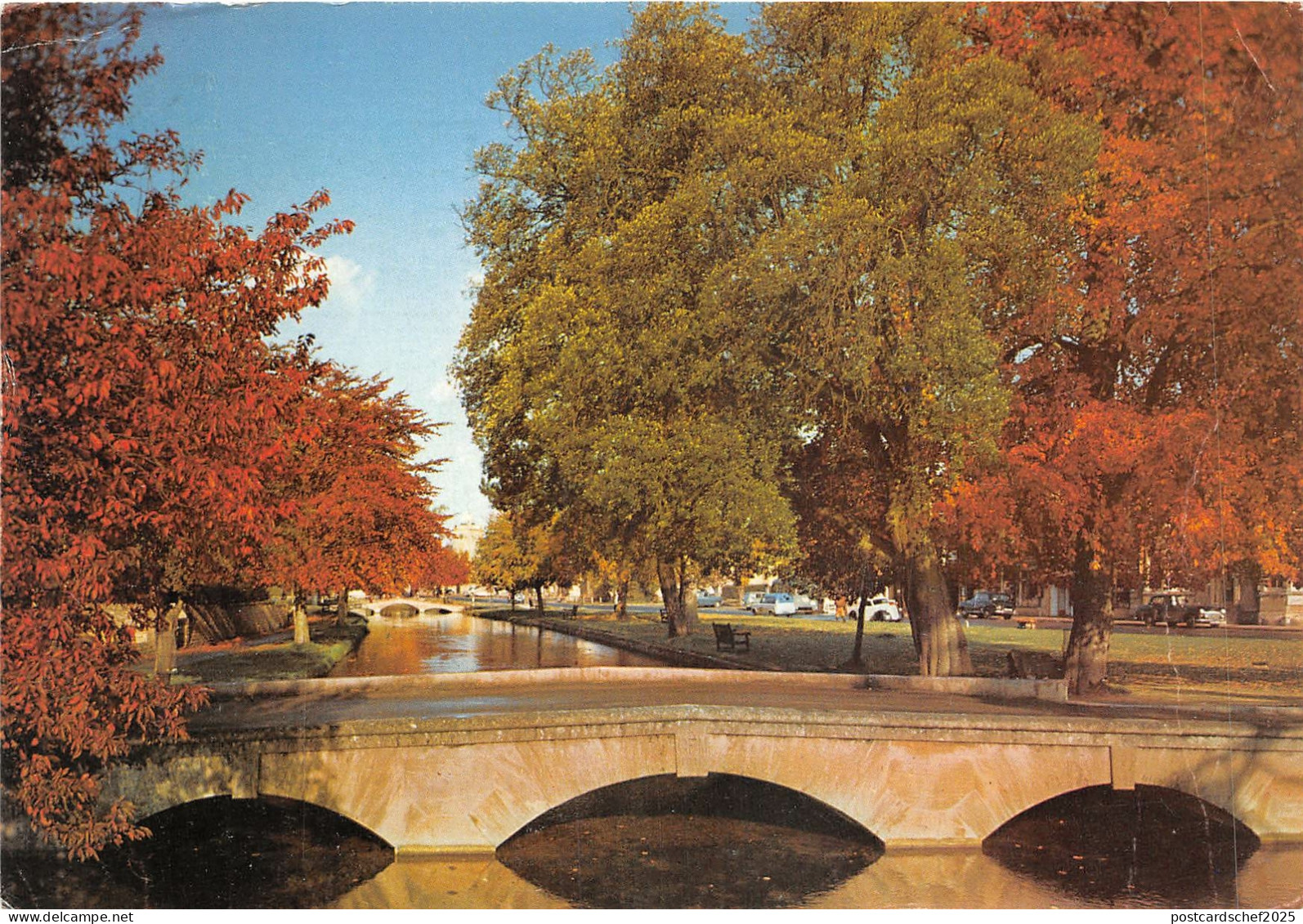 uk46729 bourton on the water gloucestershire uk